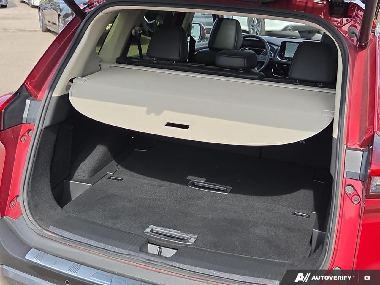 2023 Nissan Rogue SL LEATHER   NAVIGATION   SUNROOF   REMOTE START Photo