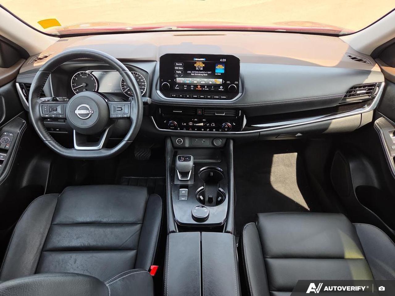 2023 Nissan Rogue SL LEATHER   NAVIGATION   SUNROOF   REMOTE START Photo