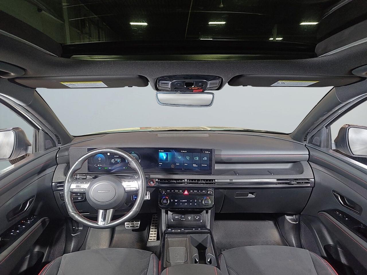 2025 Hyundai Tucson Hybrid Hybrid N-Line AWD   Only 13454 KMs   Panoramic Roo Photo