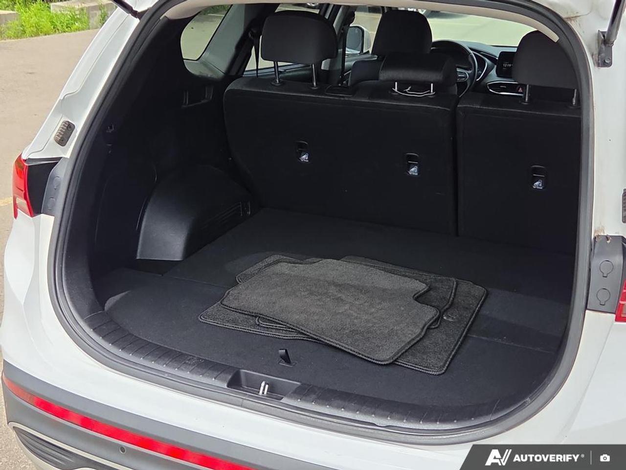 2023 Hyundai Santa Fe Preferred NAVIGATION   HEATED SEATS   SMART DEVICE Photo