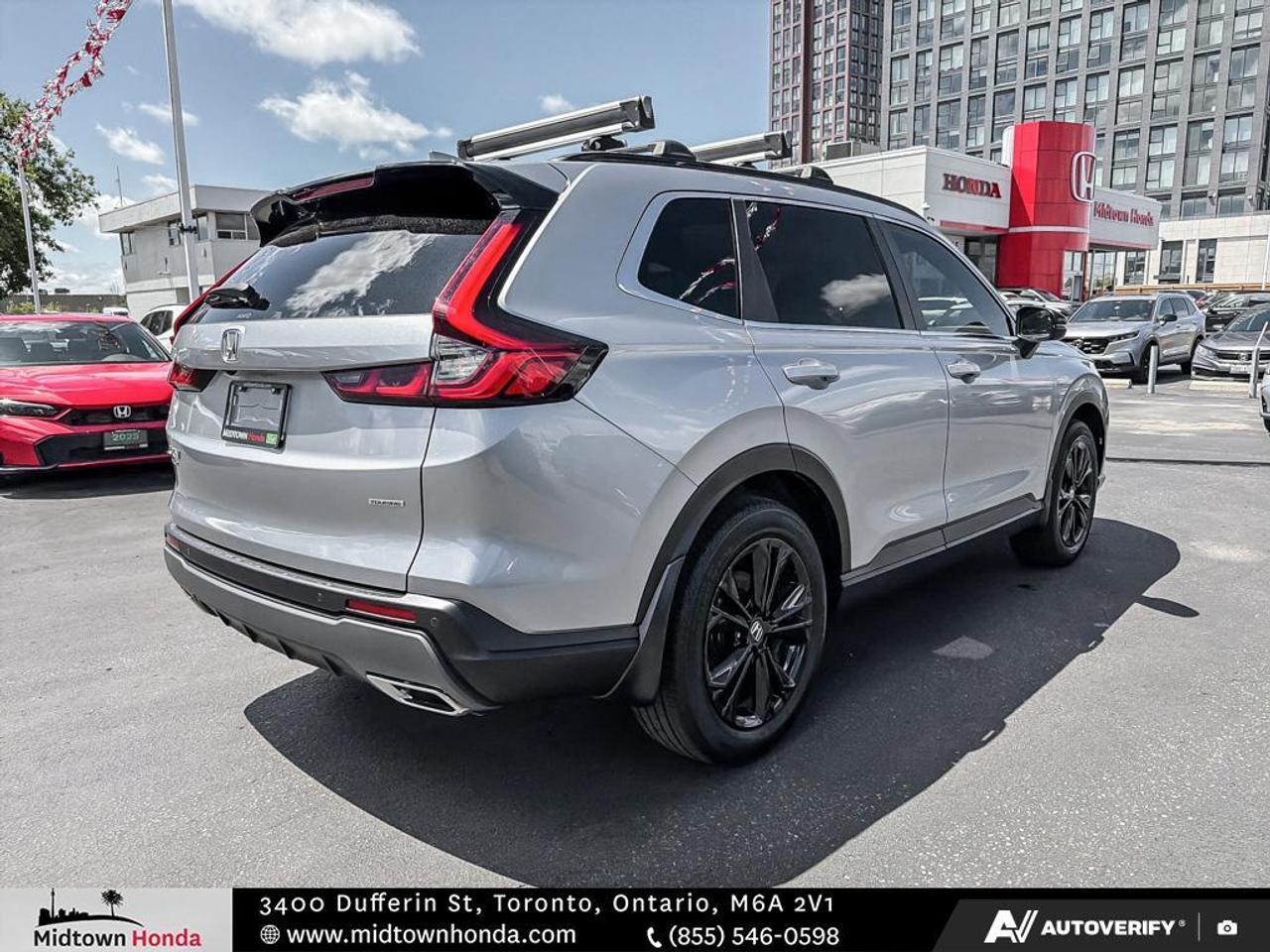 2023 Honda CR-V Hybrid Touring AWD Photo
