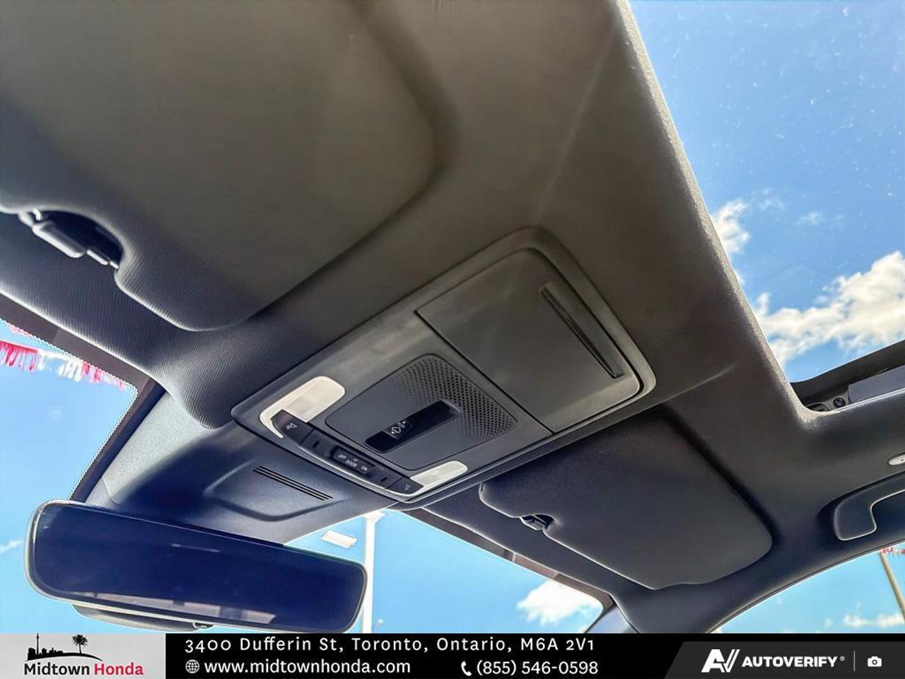 2023 Honda CR-V Hybrid Touring AWD Photo