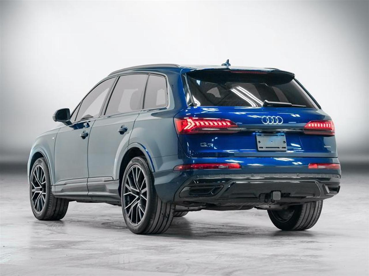 2022 Audi Q7 55 Progressiv 4dr All-Wheel Drive quattro Sport Utility Photo4