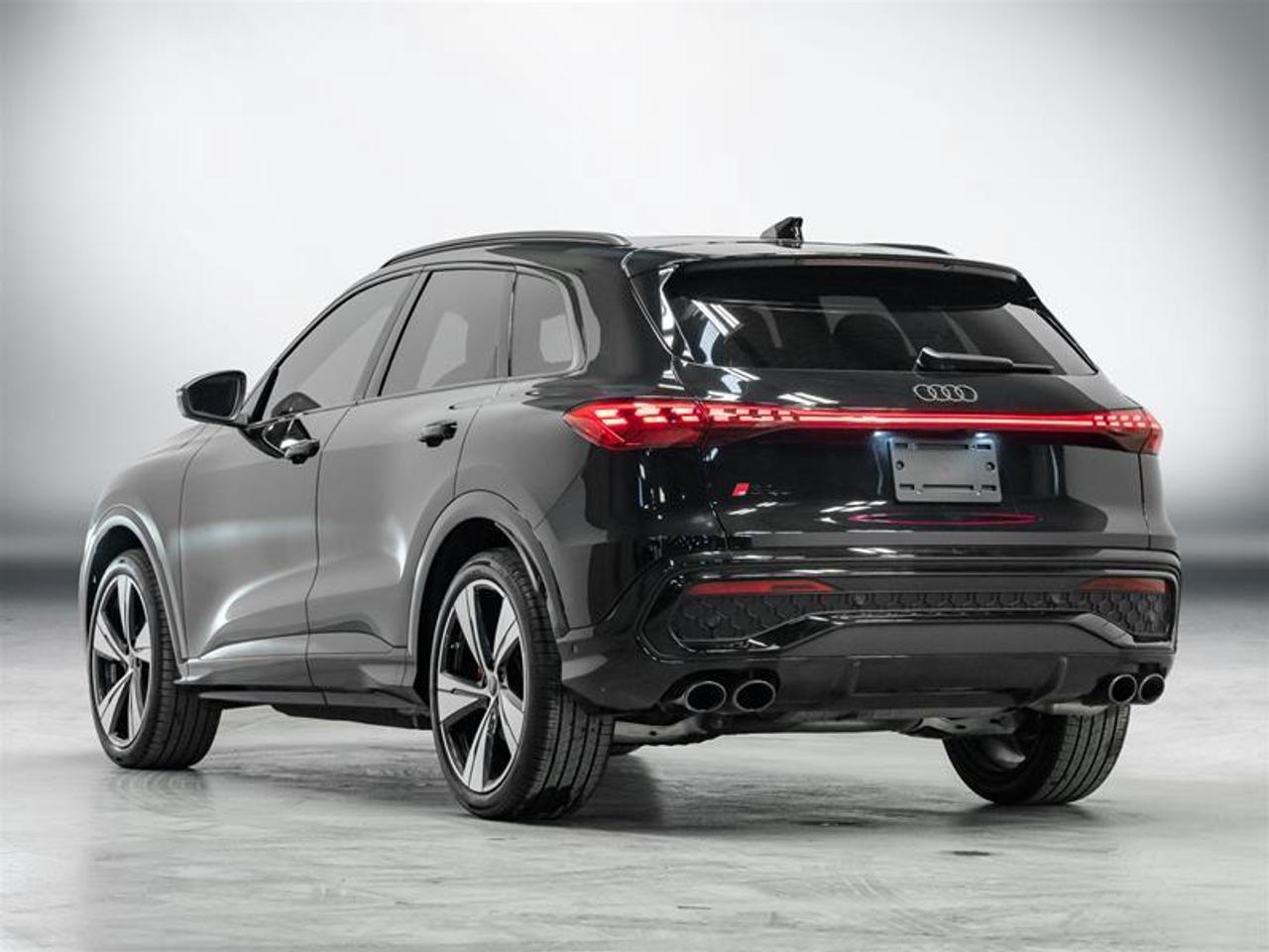 2025 Audi New SQ5 3.0T Progressiv 4dr All-Wheel Drive quattro Sport Utility Photo