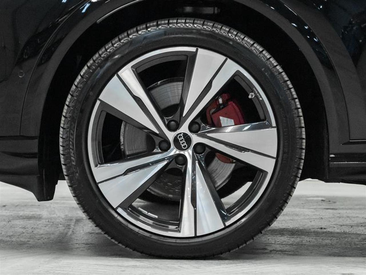 2025 Audi New SQ5 3.0T Progressiv 4dr All-Wheel Drive quattro Sport Utility Photo