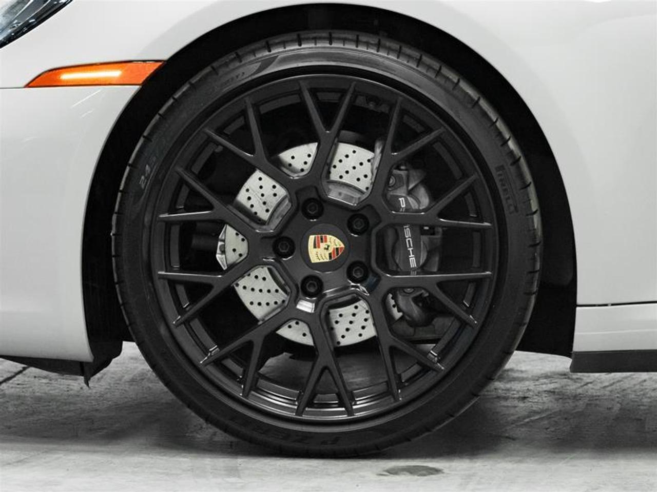 2024 Porsche 911 Carrera 2dr Rear-wheel Drive Coupe Photo