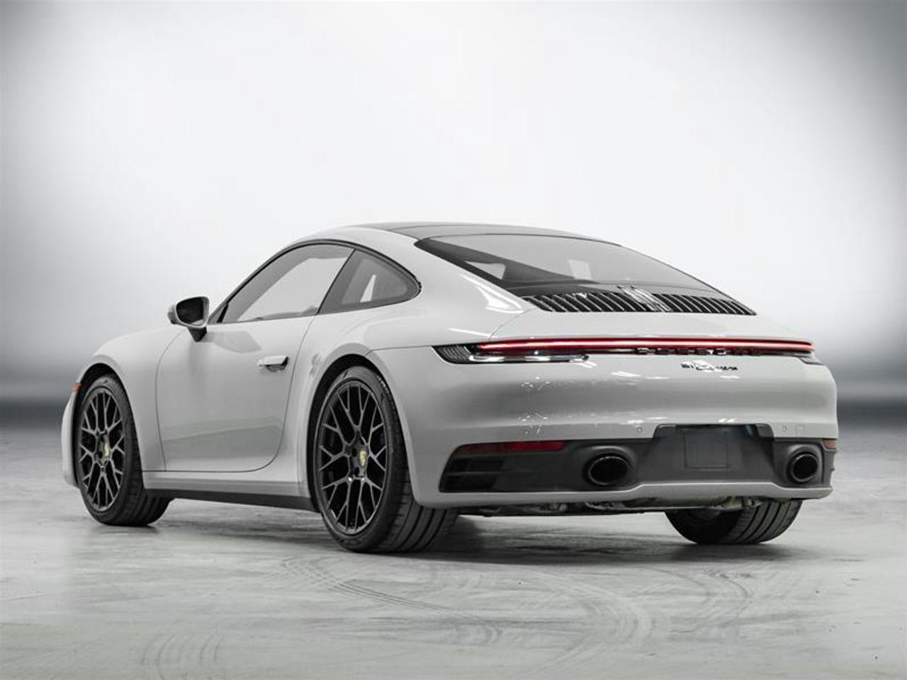2024 Porsche 911 Carrera 2dr Rear-wheel Drive Coupe Photo