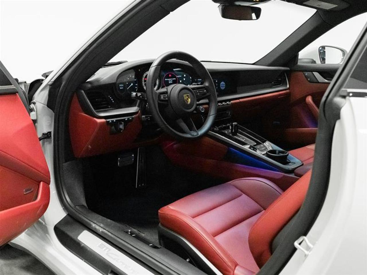2024 Porsche 911 Carrera 2dr Rear-wheel Drive Coupe Photo
