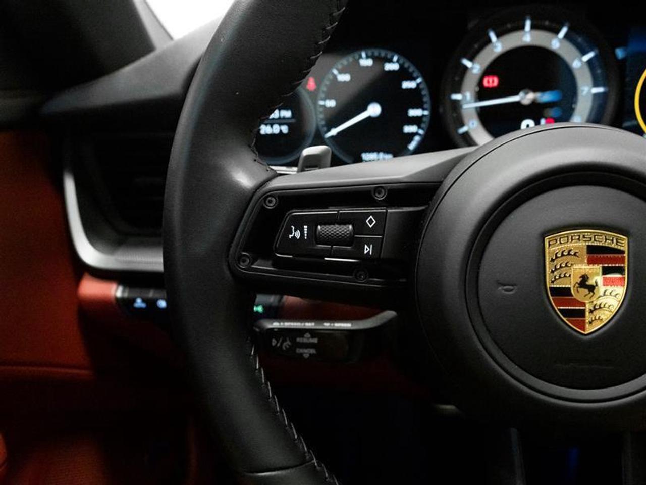 2024 Porsche 911 Carrera 2dr Rear-wheel Drive Coupe Photo