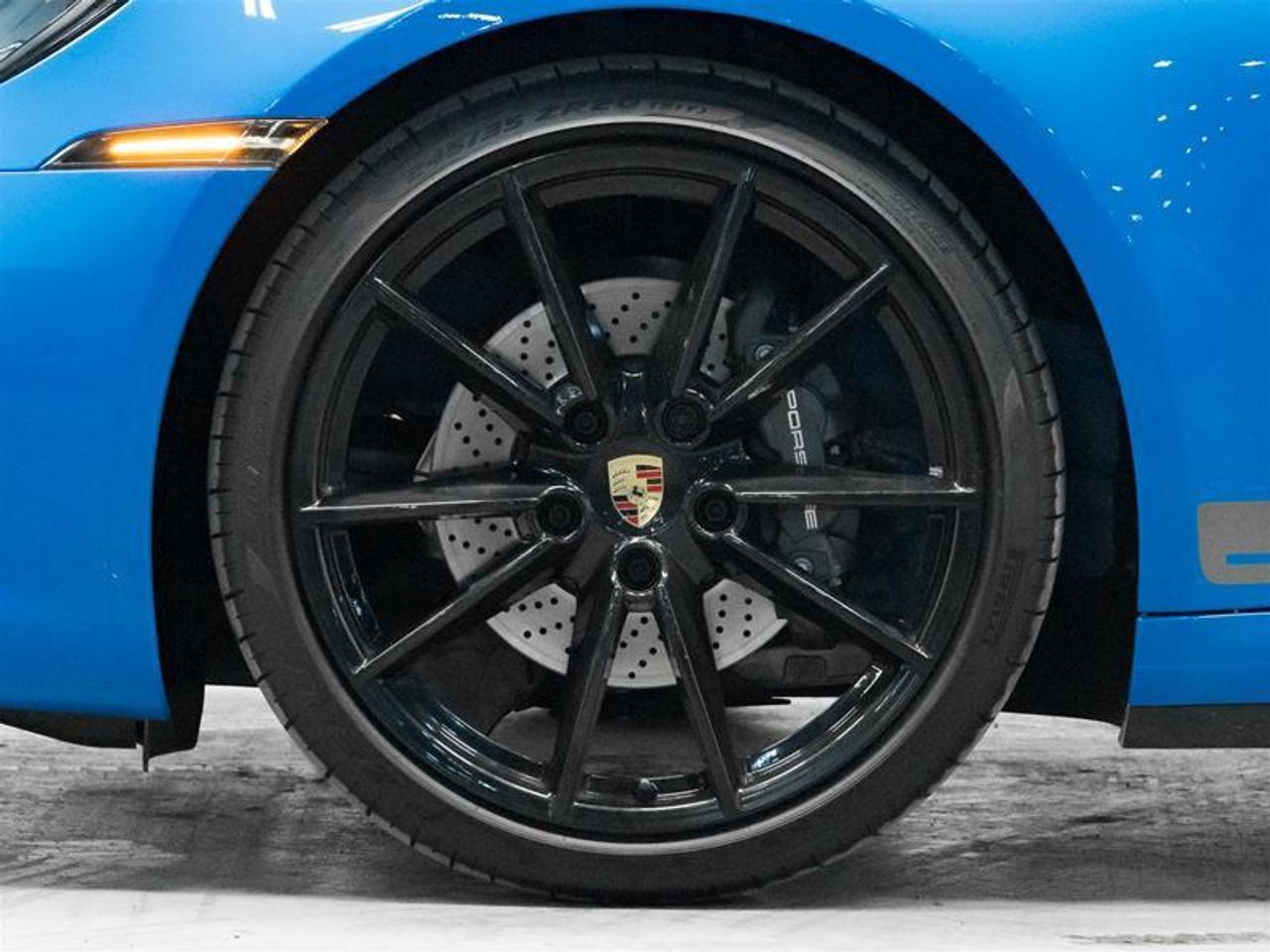 2024 Porsche 911 Carrera T 2dr Rear-Wheel Drive Coupe Photo
