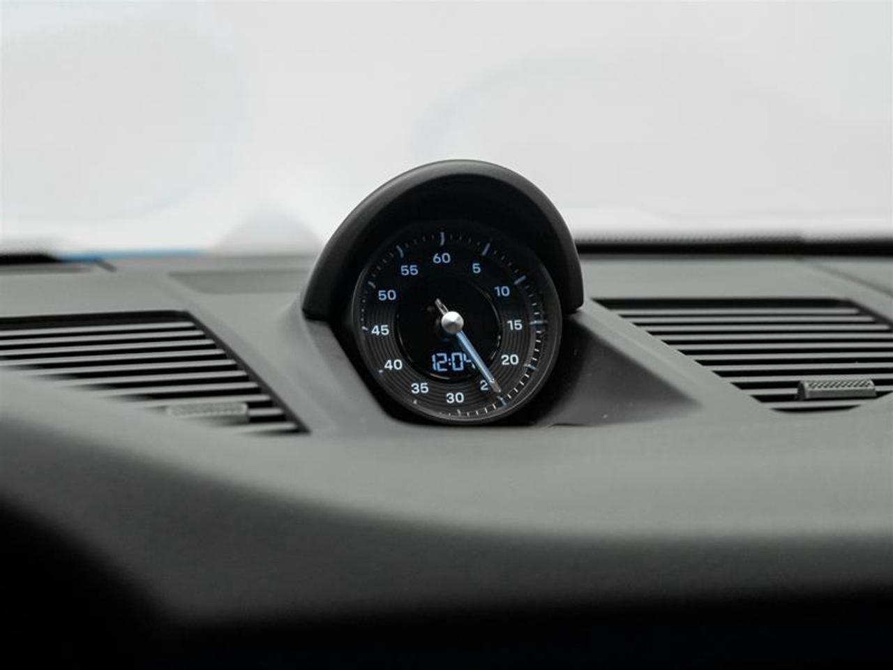2024 Porsche 911 Carrera T 2dr Rear-Wheel Drive Coupe Photo