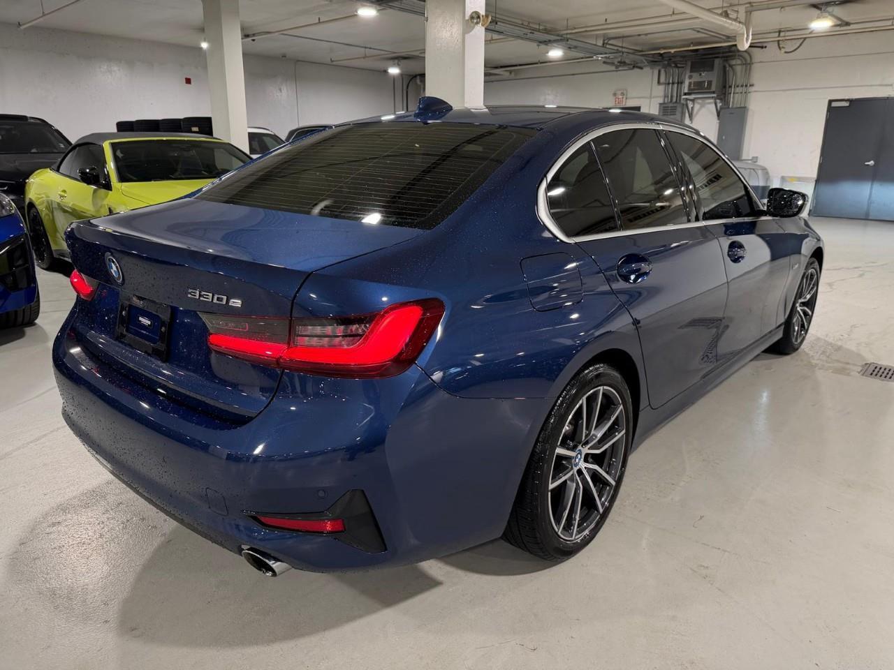 2022 BMW 330e xDrive 4dr All-Wheel Drive Sedan Photo