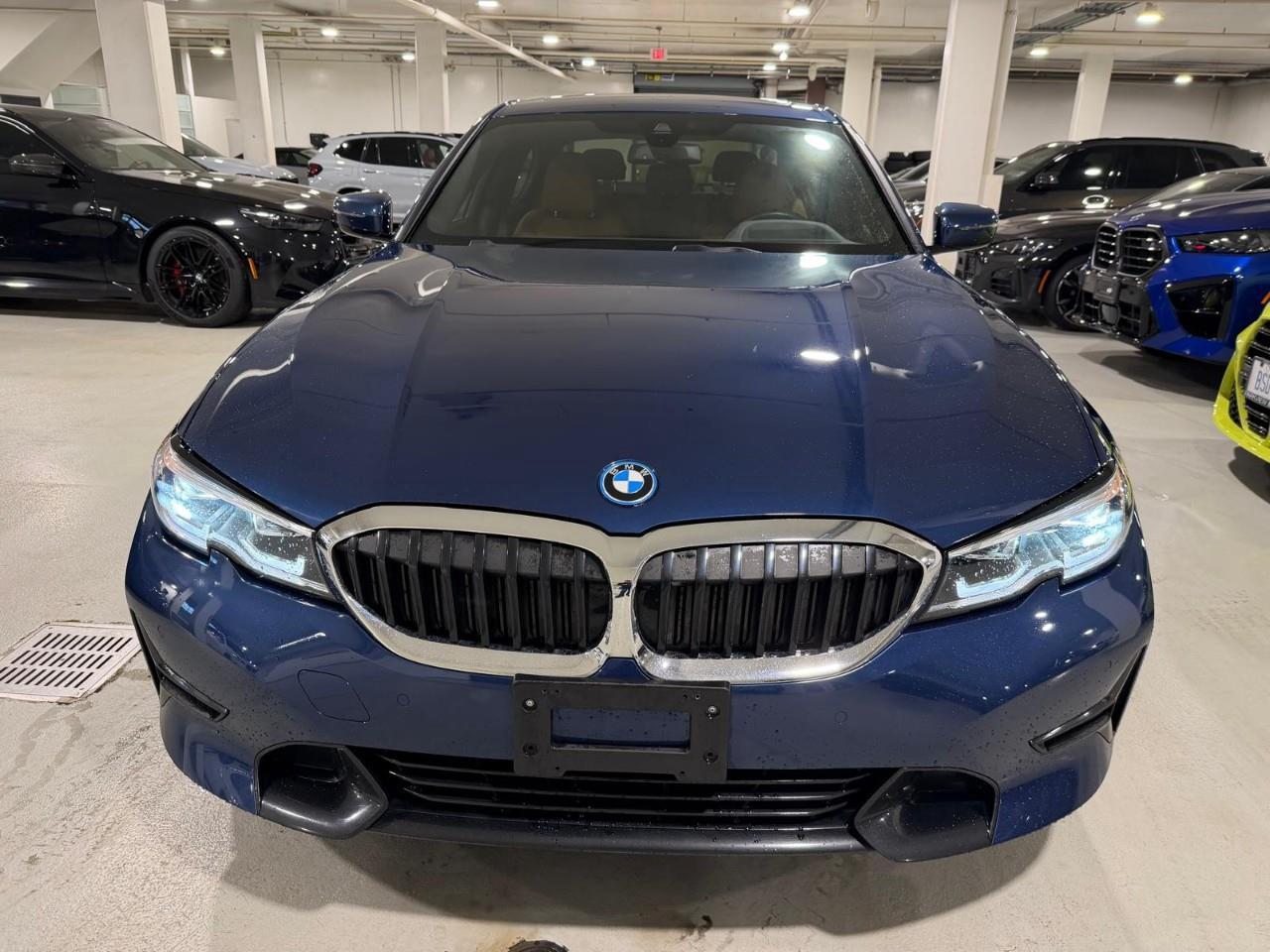 2022 BMW 330e xDrive 4dr All-Wheel Drive Sedan Photo