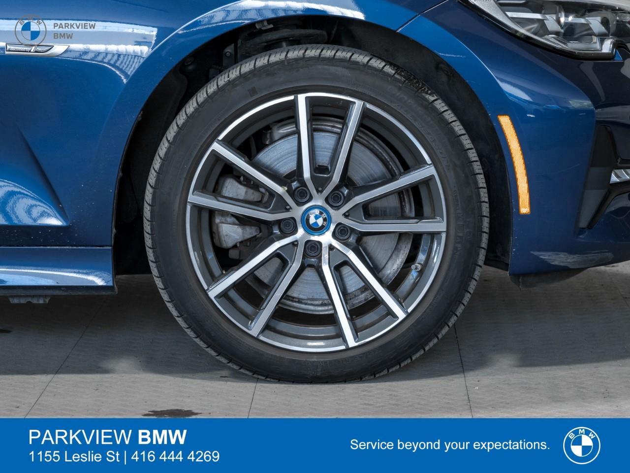 2022 BMW 330e xDrive 4dr All-Wheel Drive Sedan Photo