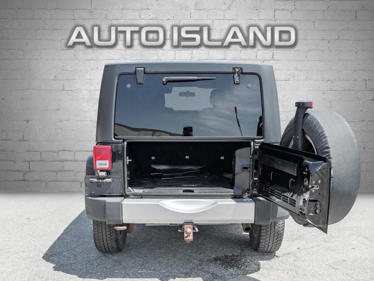 2012 Jeep WRANGLER UNLIMITED 4WD Sahara, Nav Photo