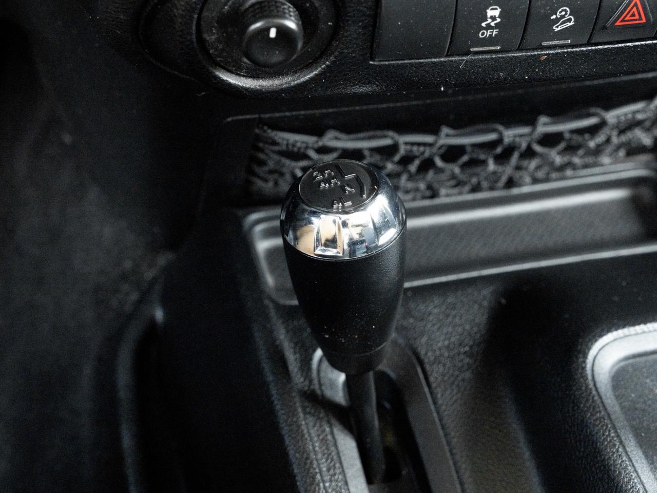 2012 Jeep WRANGLER UNLIMITED 4WD Sahara, Nav Photo