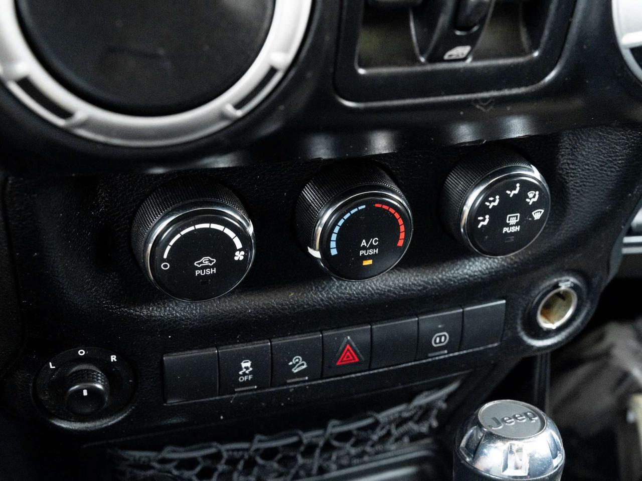 2012 Jeep Wrangler 4WD Sahara, Nav Photo