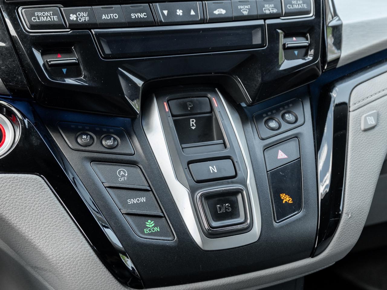 2018 Honda Odyssey Touring, Nav, Camera, Leather, Sunroof Photo