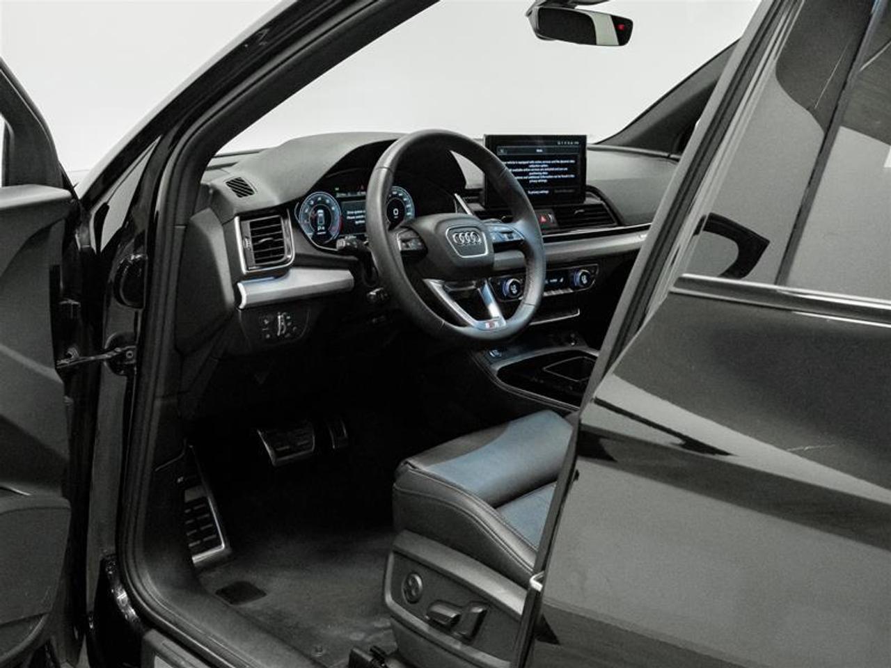 2024 Audi Q5 45 Progressiv 4dr All-Wheel Drive quattro Sport Utility Photo