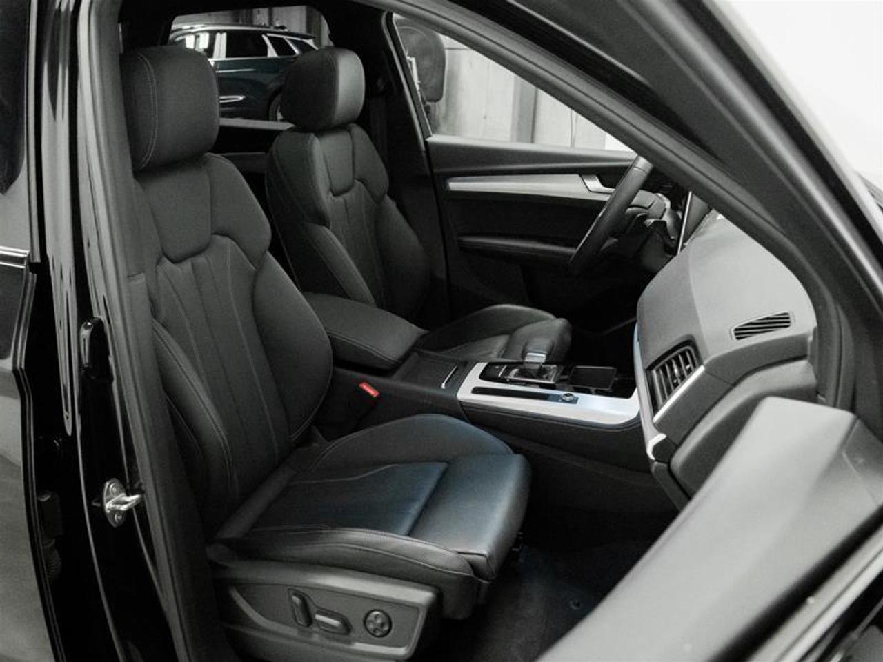 2024 Audi Q5 45 Progressiv 4dr All-Wheel Drive quattro Sport Utility Photo