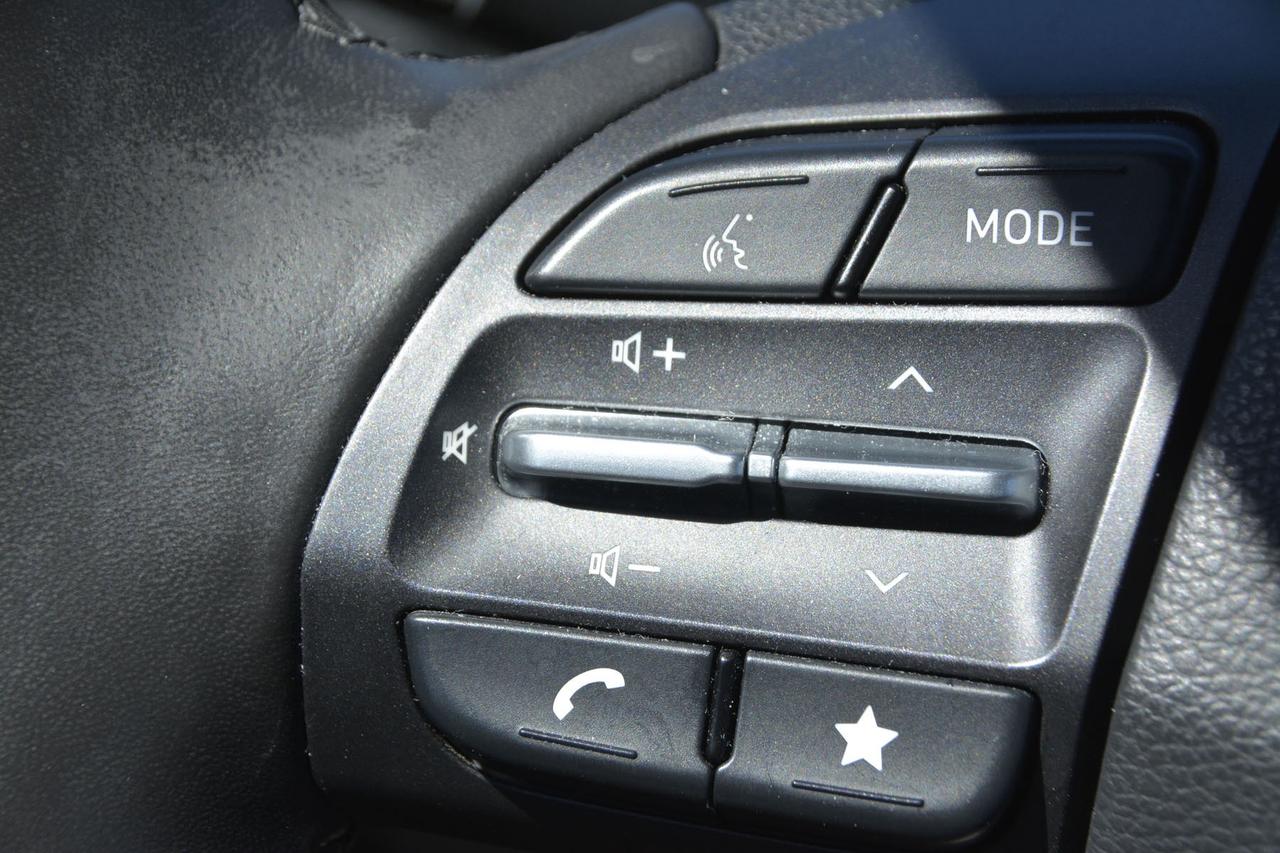 2023 Hyundai KONA 2.0L Preferred Photo