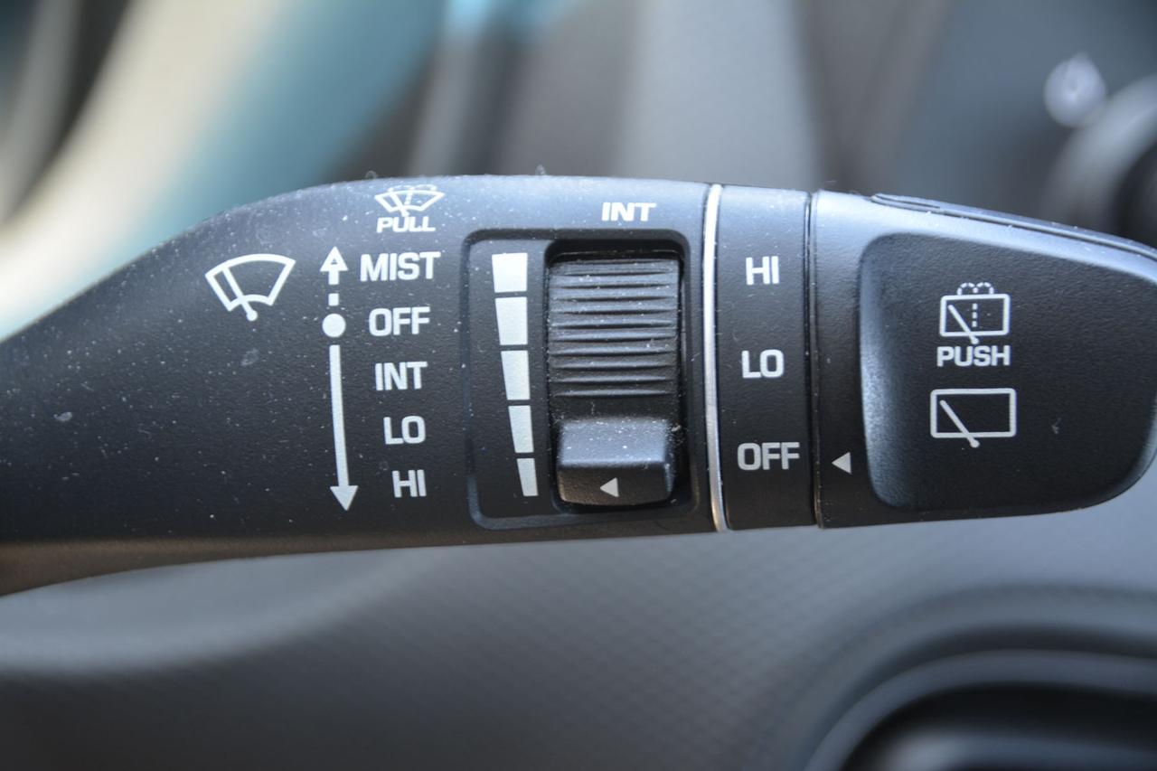 2023 Hyundai KONA 2.0L Preferred Photo