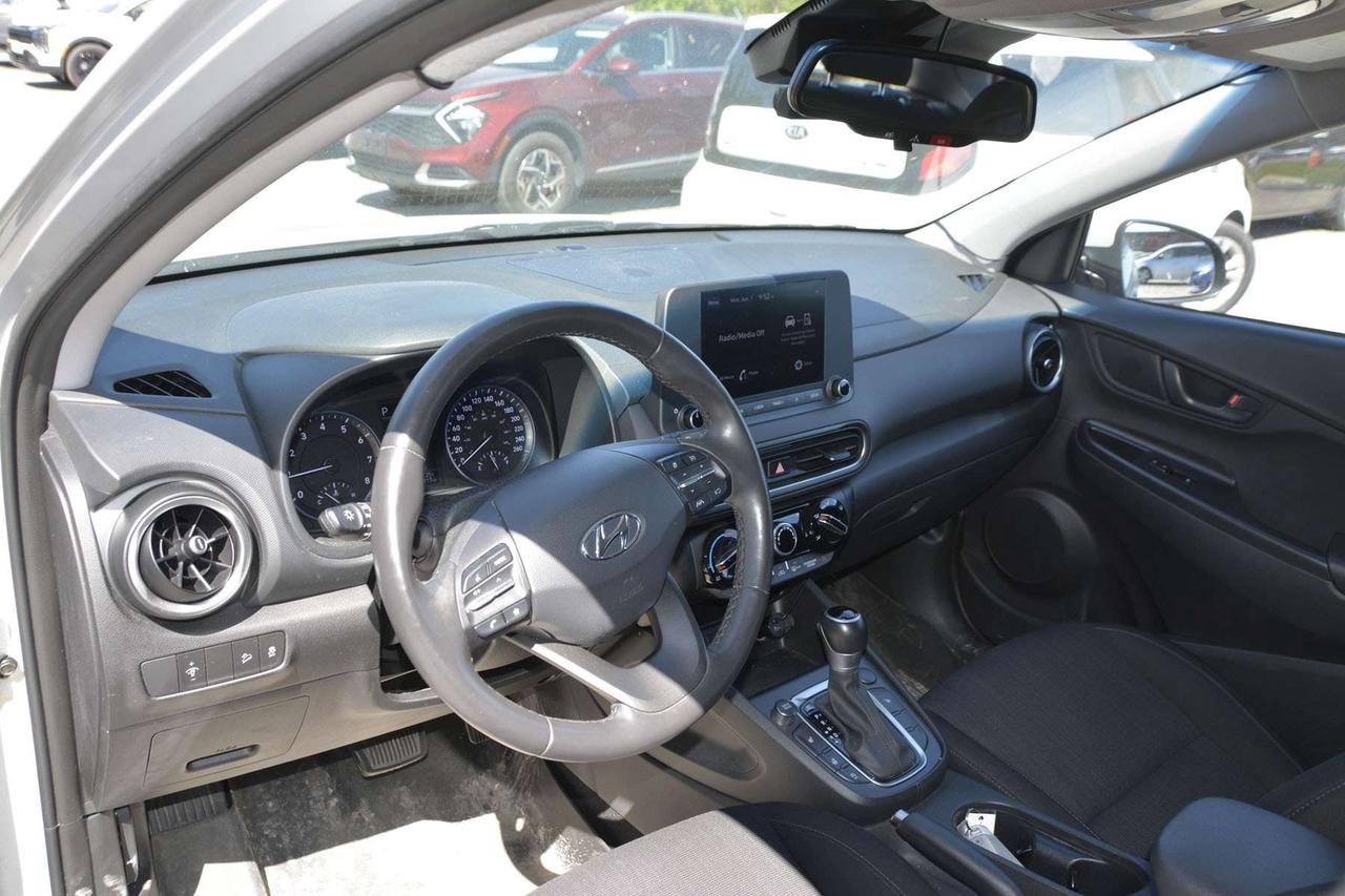 2023 Hyundai KONA 2.0L Preferred Photo