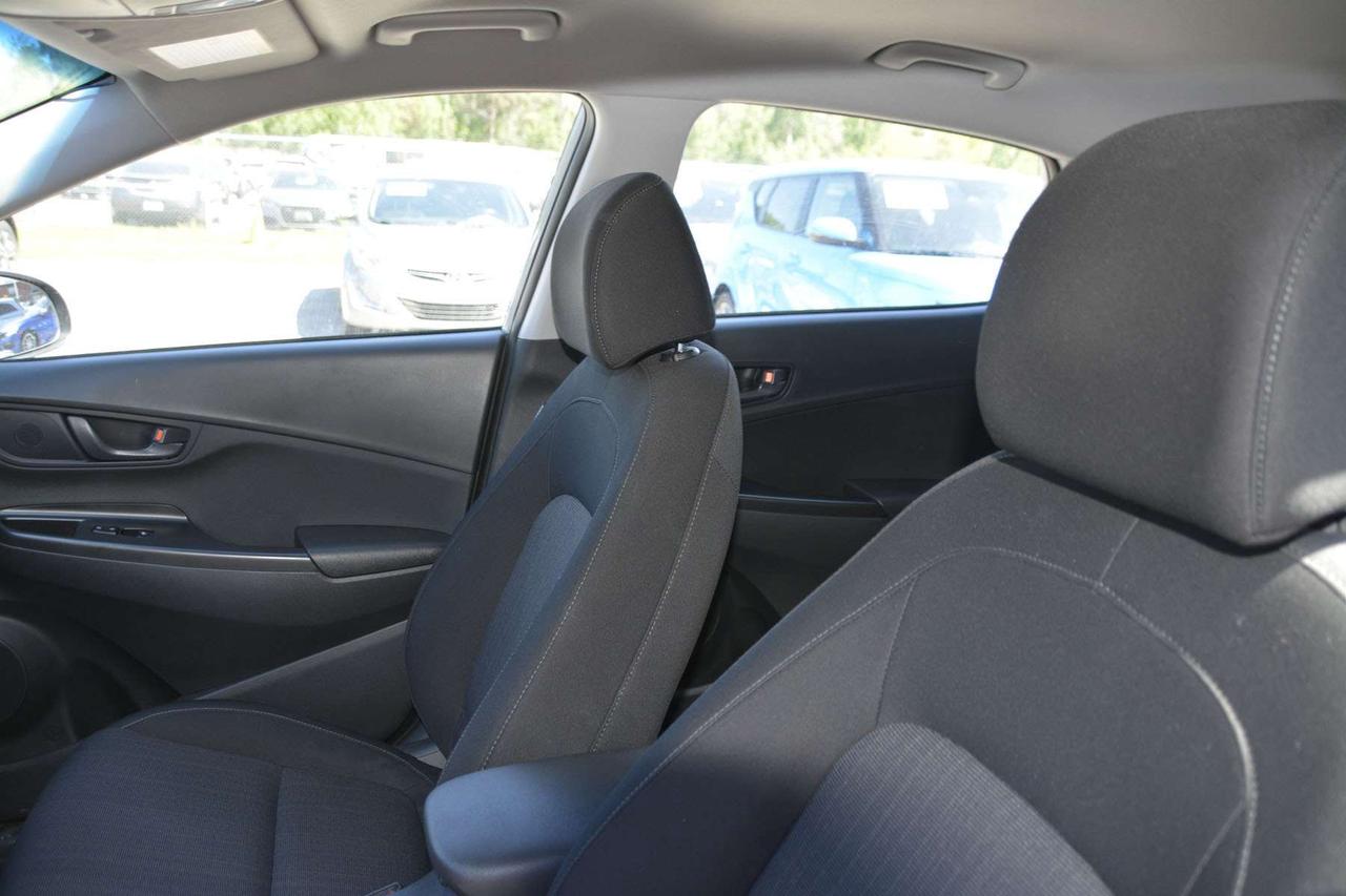 2023 Hyundai KONA 2.0L Preferred Photo
