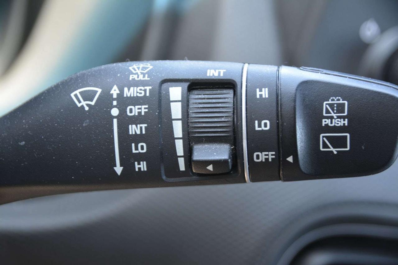 2023 Hyundai KONA 2.0L Preferred Photo