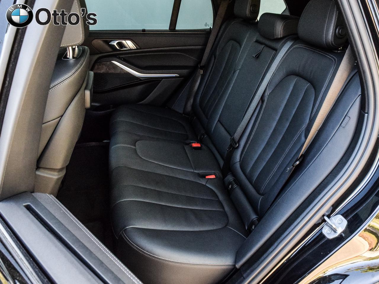 2022 BMW X5 xDrive40i Premium Enhanced M Sport Advanced Drivin Photo