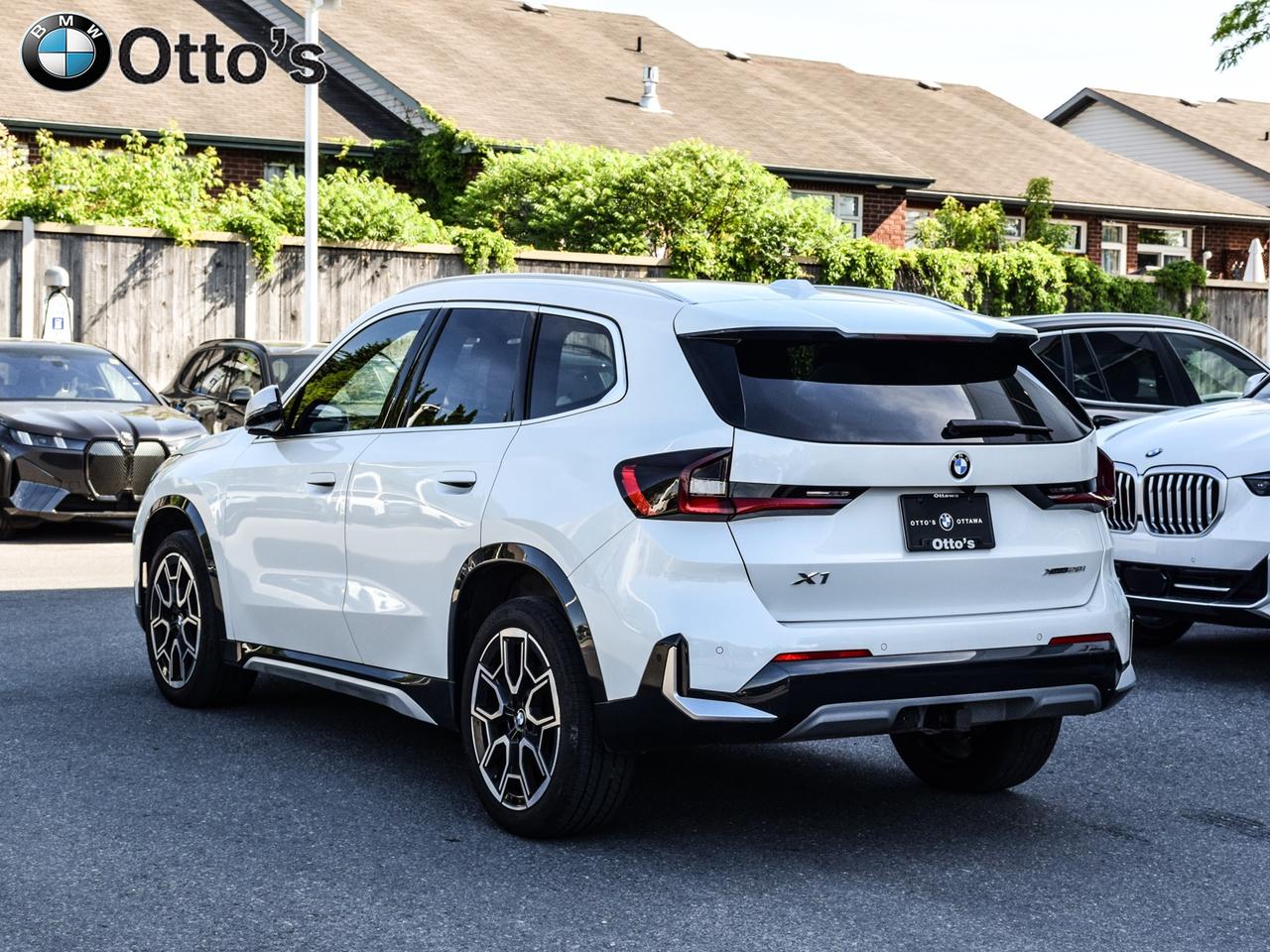 2023 BMW X1 xDrive28i Premium Essential xLine Package Trailer Photo