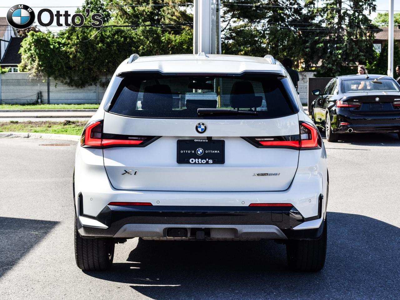 2023 BMW X1 xDrive28i Premium Essential xLine Package Trailer Photo