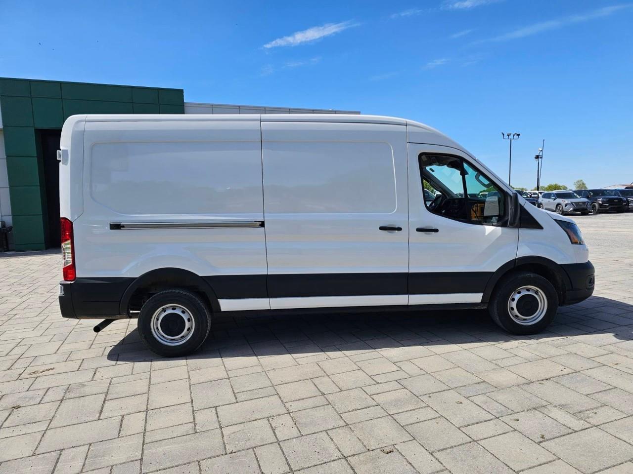 2023 Ford Transit-250 Cargo Base Rear-Wheel Drive Medium Roof Van 130 in. WB Photo