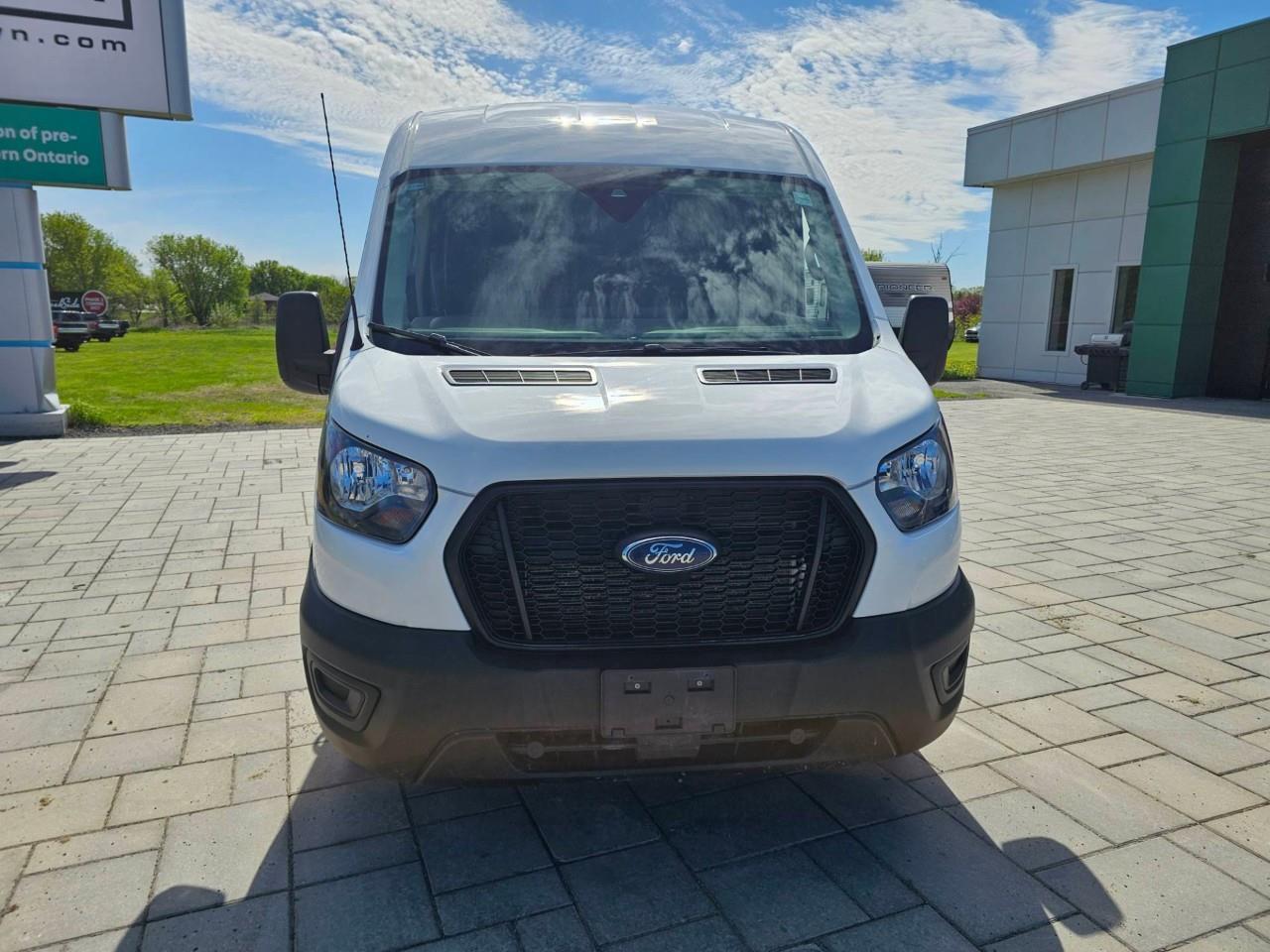 2023 Ford Transit-250 Cargo Base Rear-Wheel Drive Medium Roof Van 130 in. WB Photo
