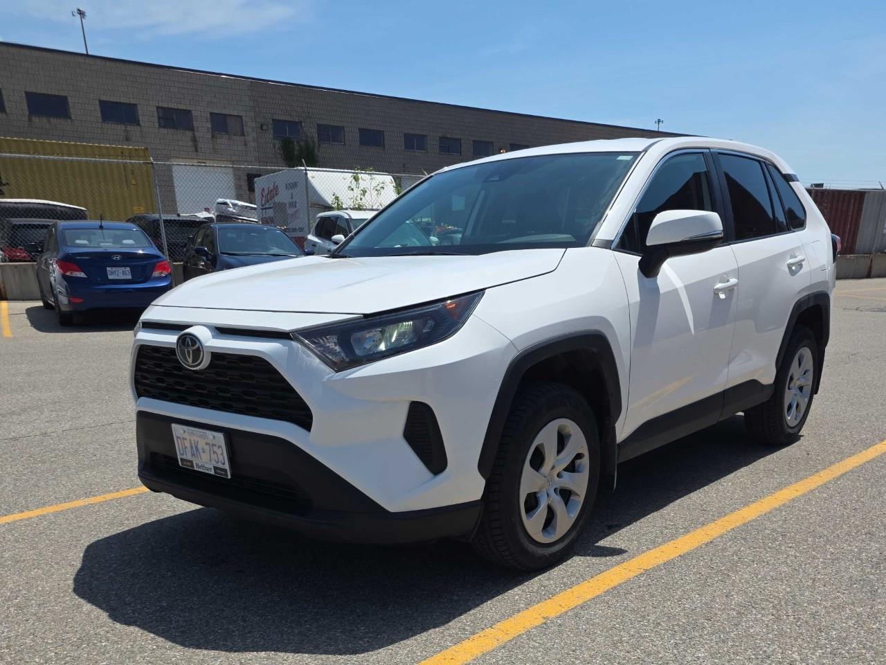 2025 Toyota RAV4 LE 4dr All-wheel Drive Photo