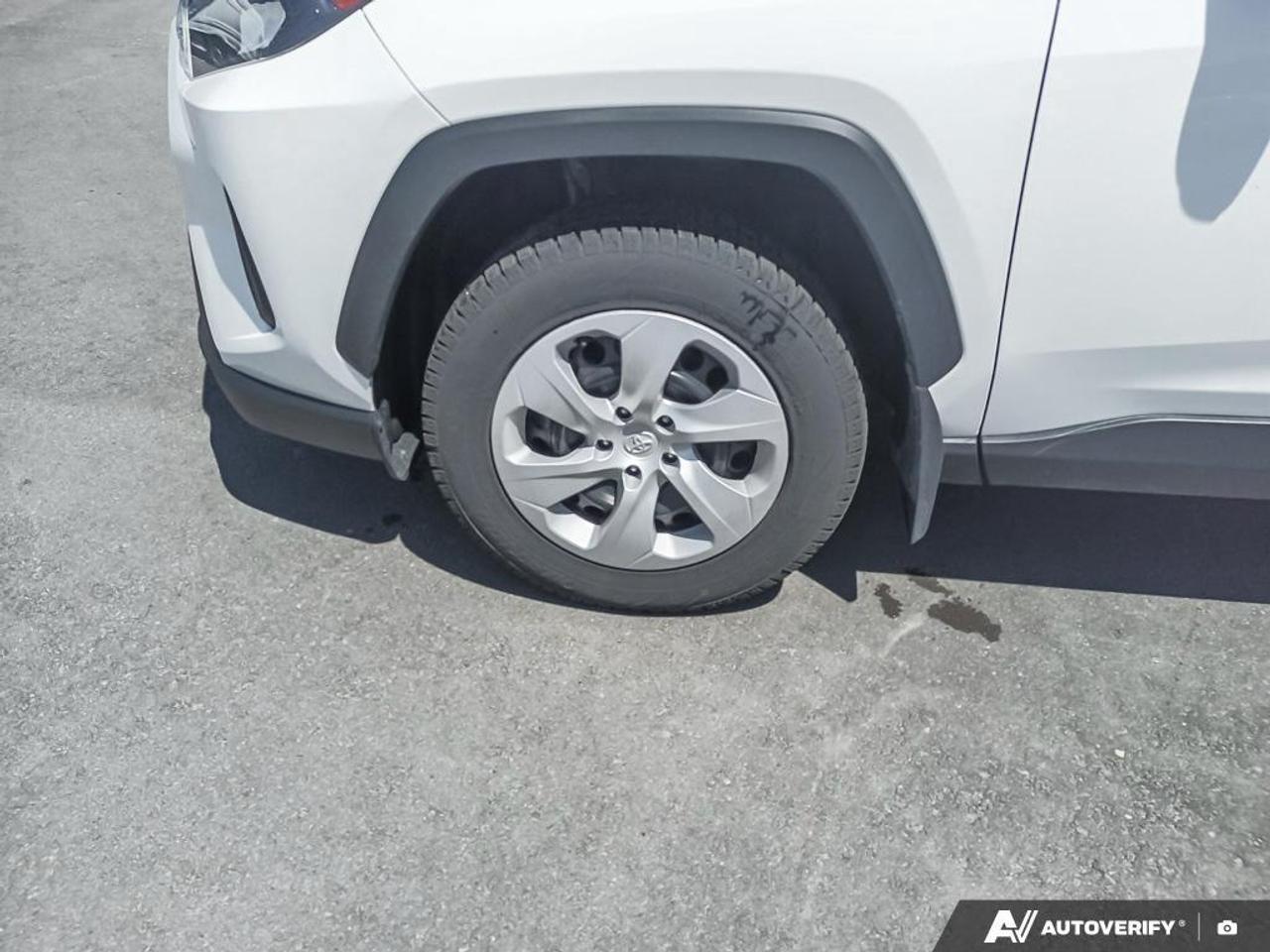 2025 Toyota RAV4 LE 4dr All-wheel Drive Photo