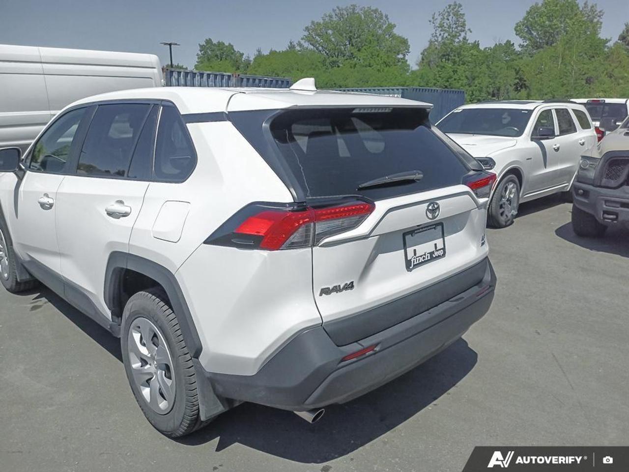 2025 Toyota RAV4 LE 4dr All-wheel Drive Photo