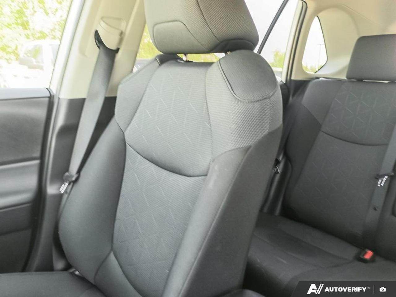 2025 Toyota RAV4 LE 4dr All-wheel Drive Photo