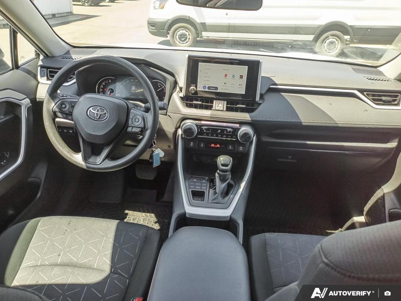 2025 Toyota RAV4 LE 4dr All-wheel Drive Photo