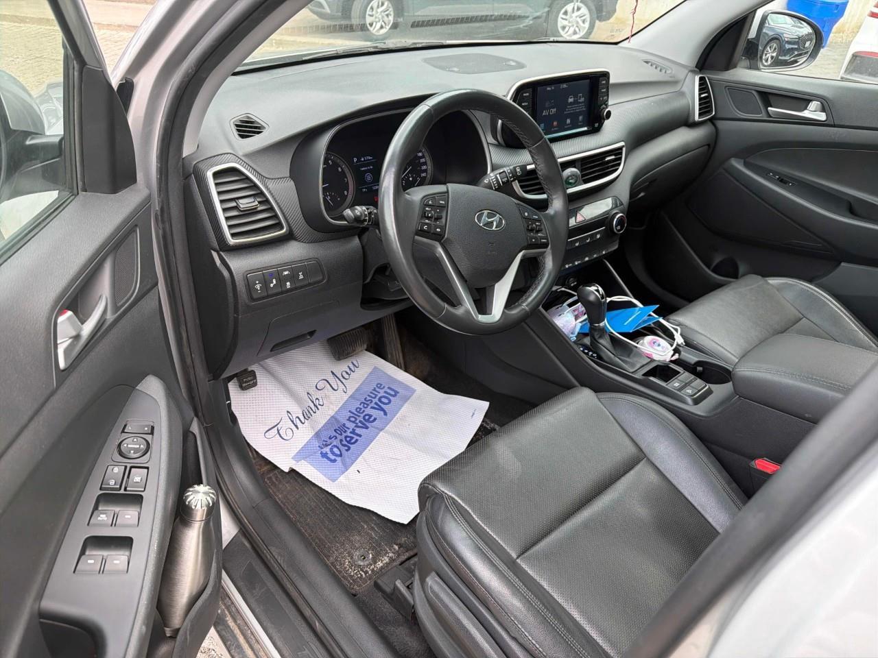 2020 Hyundai Tucson Preferred w/Sun & Leather Package 4dr All-Wheel Drive Photo