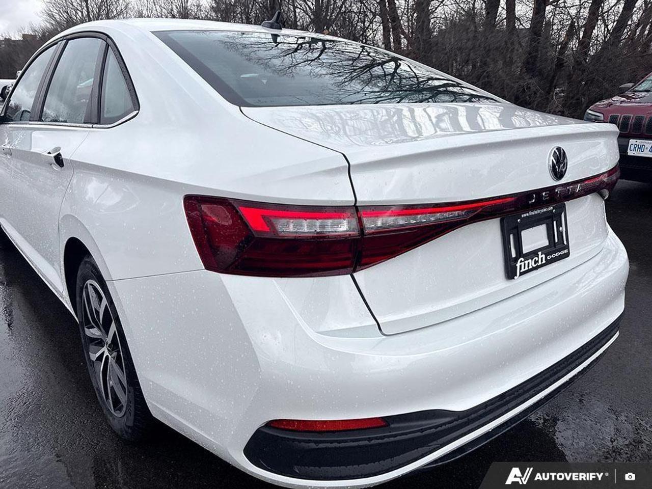 2025 Volkswagen Jetta Comfortline 4dr Sedan Photo