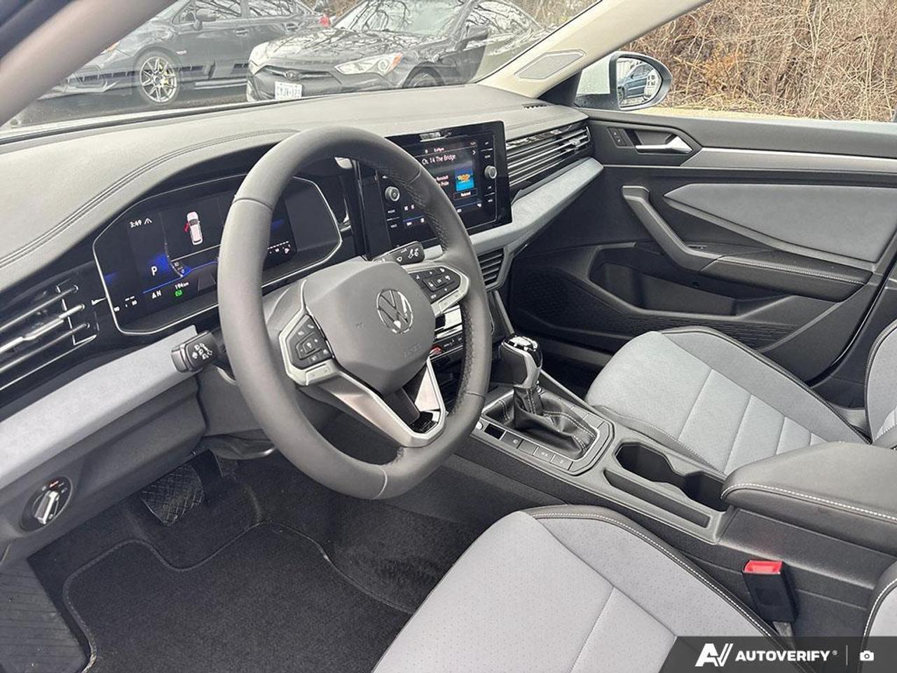 2025 Volkswagen Jetta Comfortline 4dr Sedan Photo