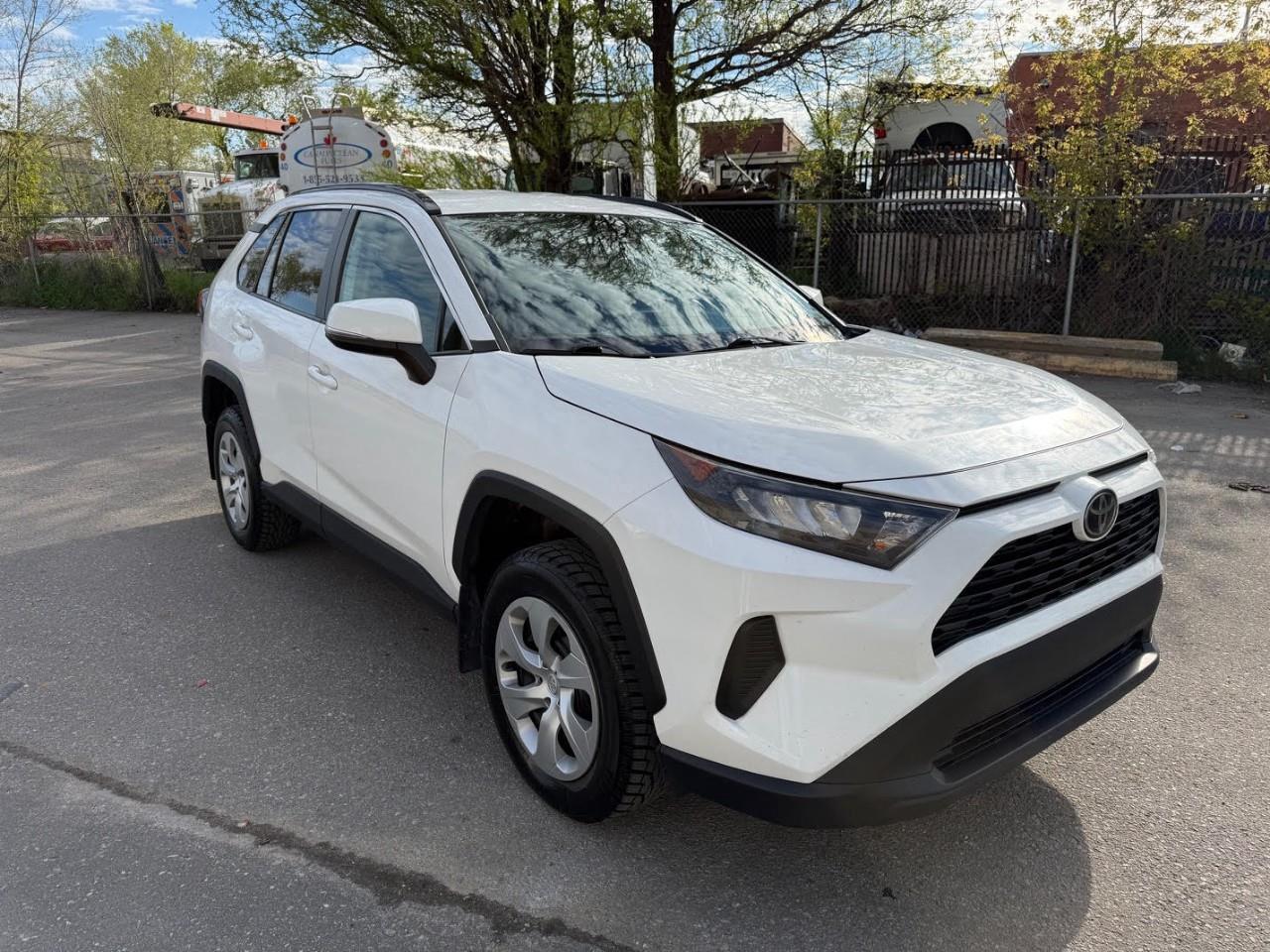 2020 Toyota RAV4 LE 4dr All-wheel Drive Photo