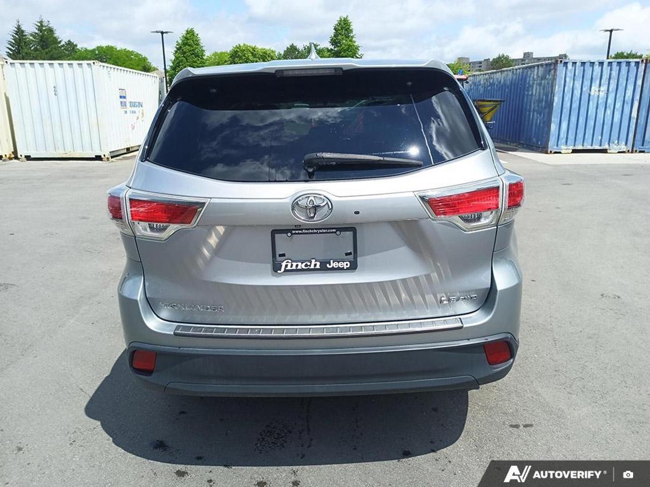 2016 Toyota Highlander LE 4dr All-wheel Drive Photo