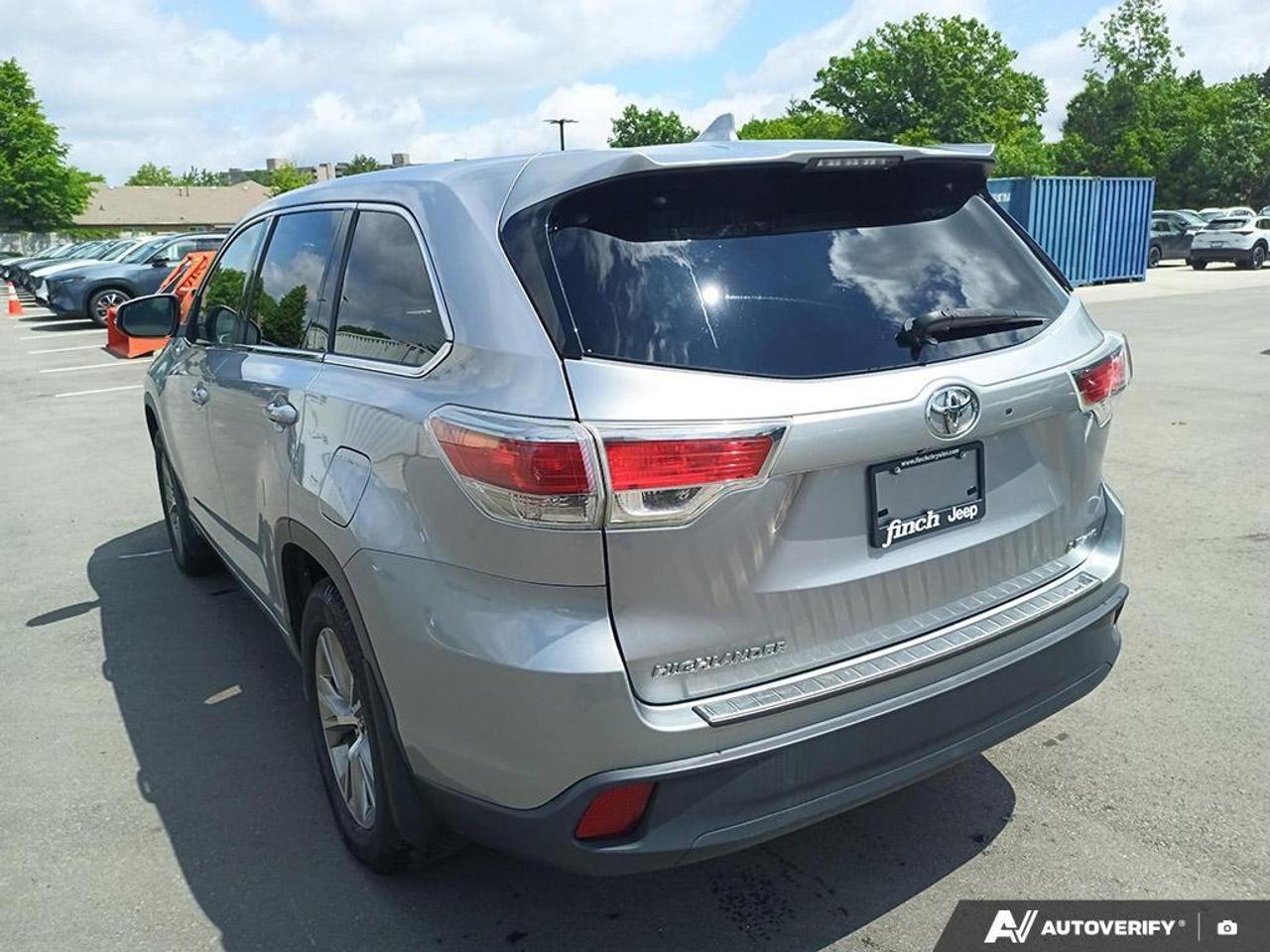 2016 Toyota Highlander LE 4dr All-wheel Drive Photo