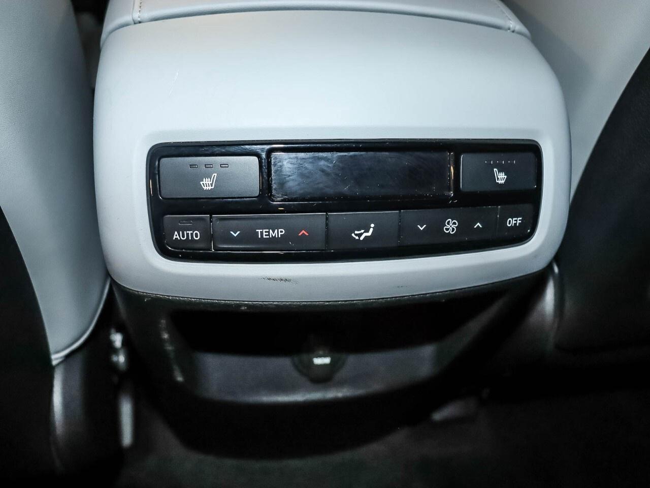 2024 Hyundai PALISADE Urban 7-Passenger AWD Photo