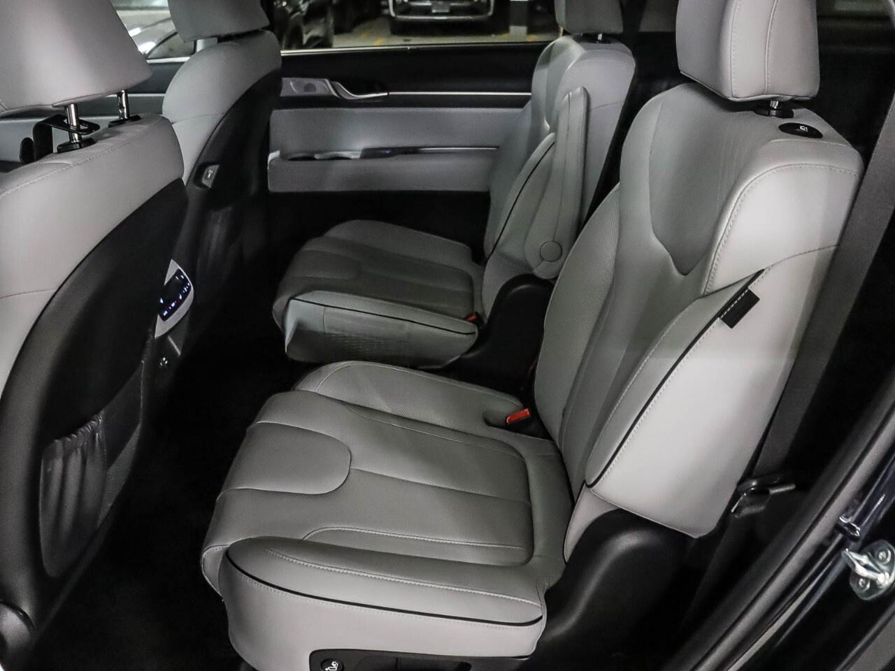 2024 Hyundai PALISADE Urban 7-Passenger AWD Photo