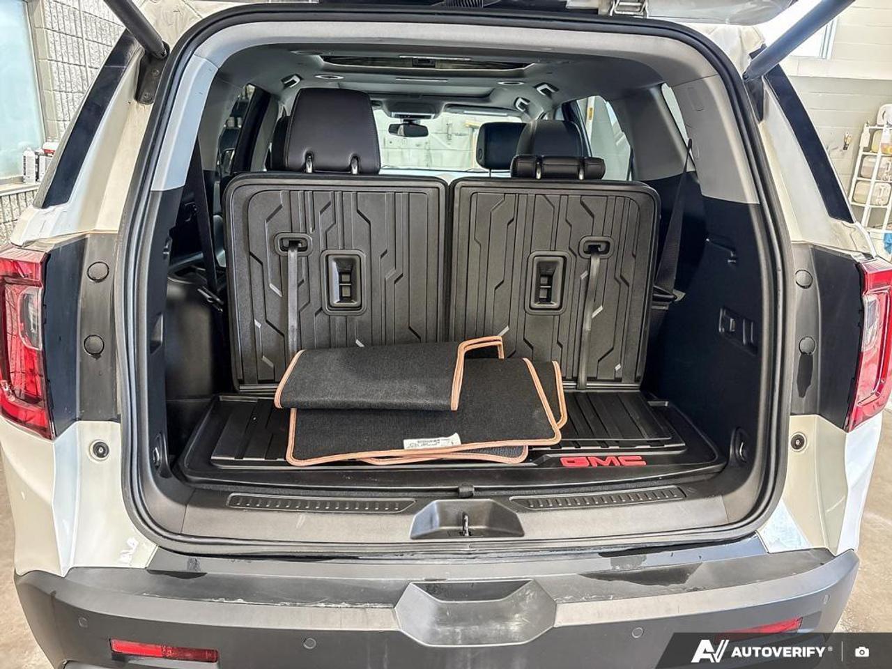 2023 GMC Acadia AT4 All-Wheel Drive Photo