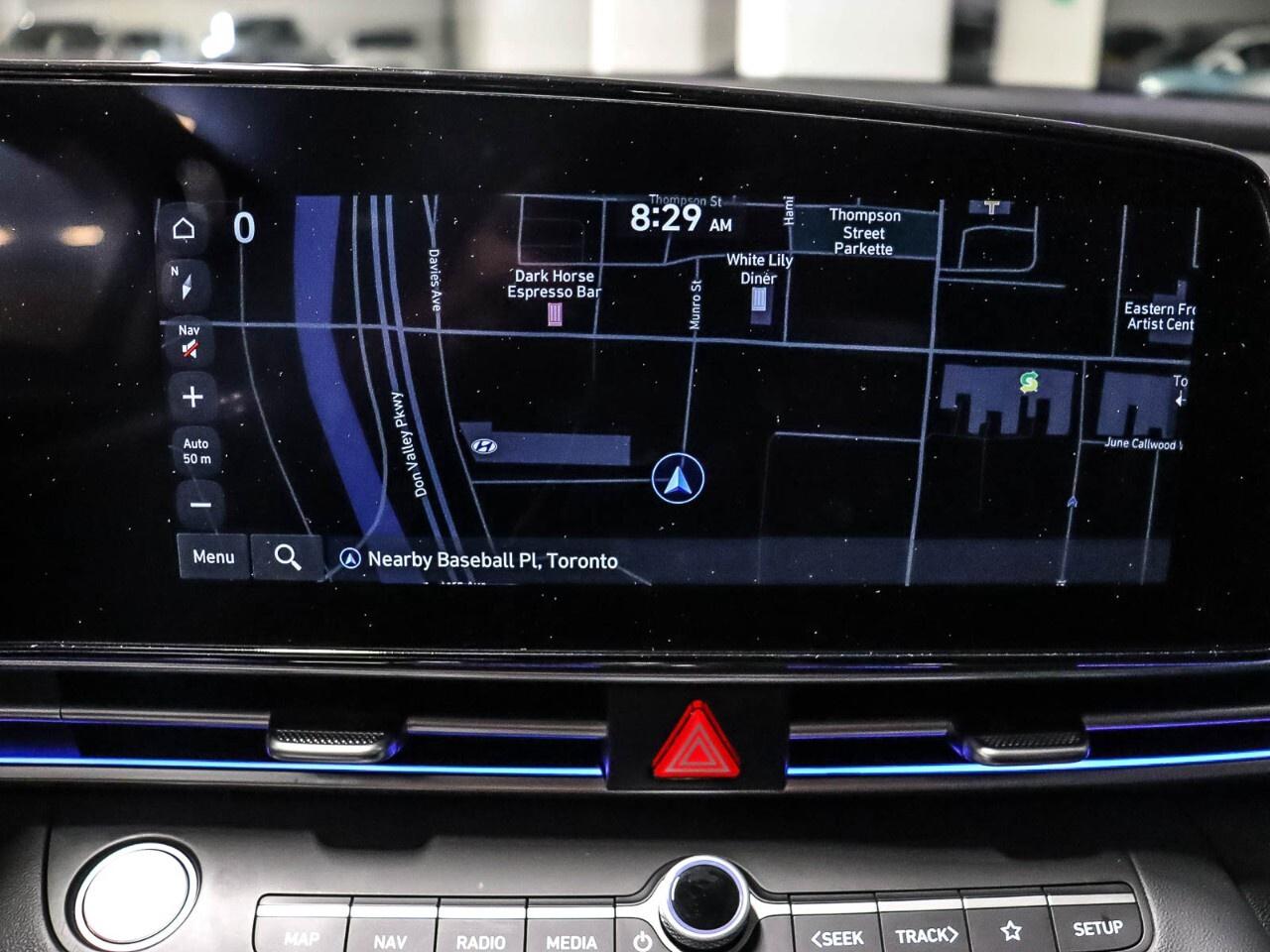 2025 Hyundai Elantra Luxury Photo