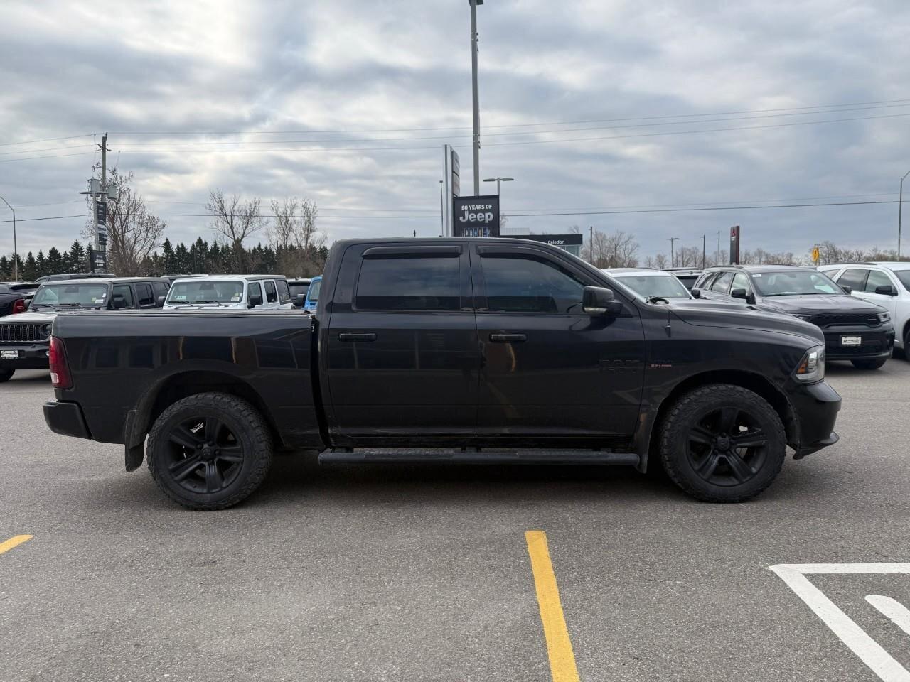 2016 RAM 1500  Photo3